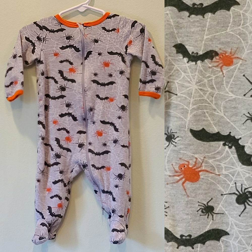 Halloween onesie 🕷 🎃